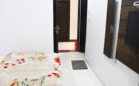 Puri Guest House Amritsar